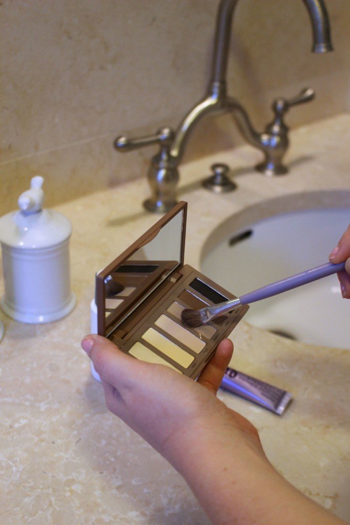 wit & whimsy I urban decay naked basics palette