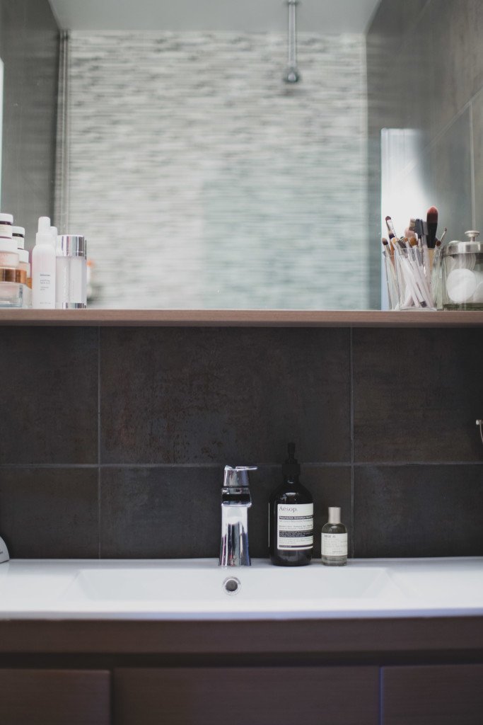 wit & whimsy I bathroom styling