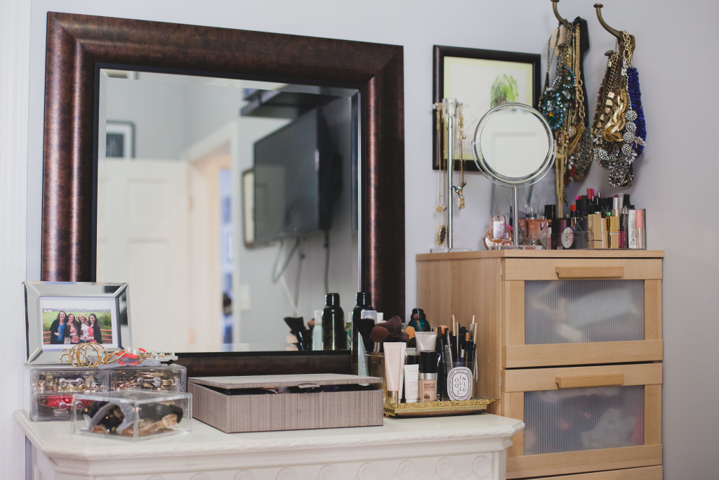 wit & whimsy I dressar styling