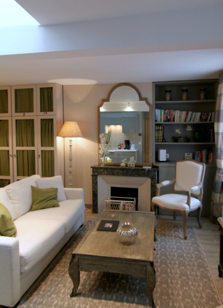 Parisian Apartment