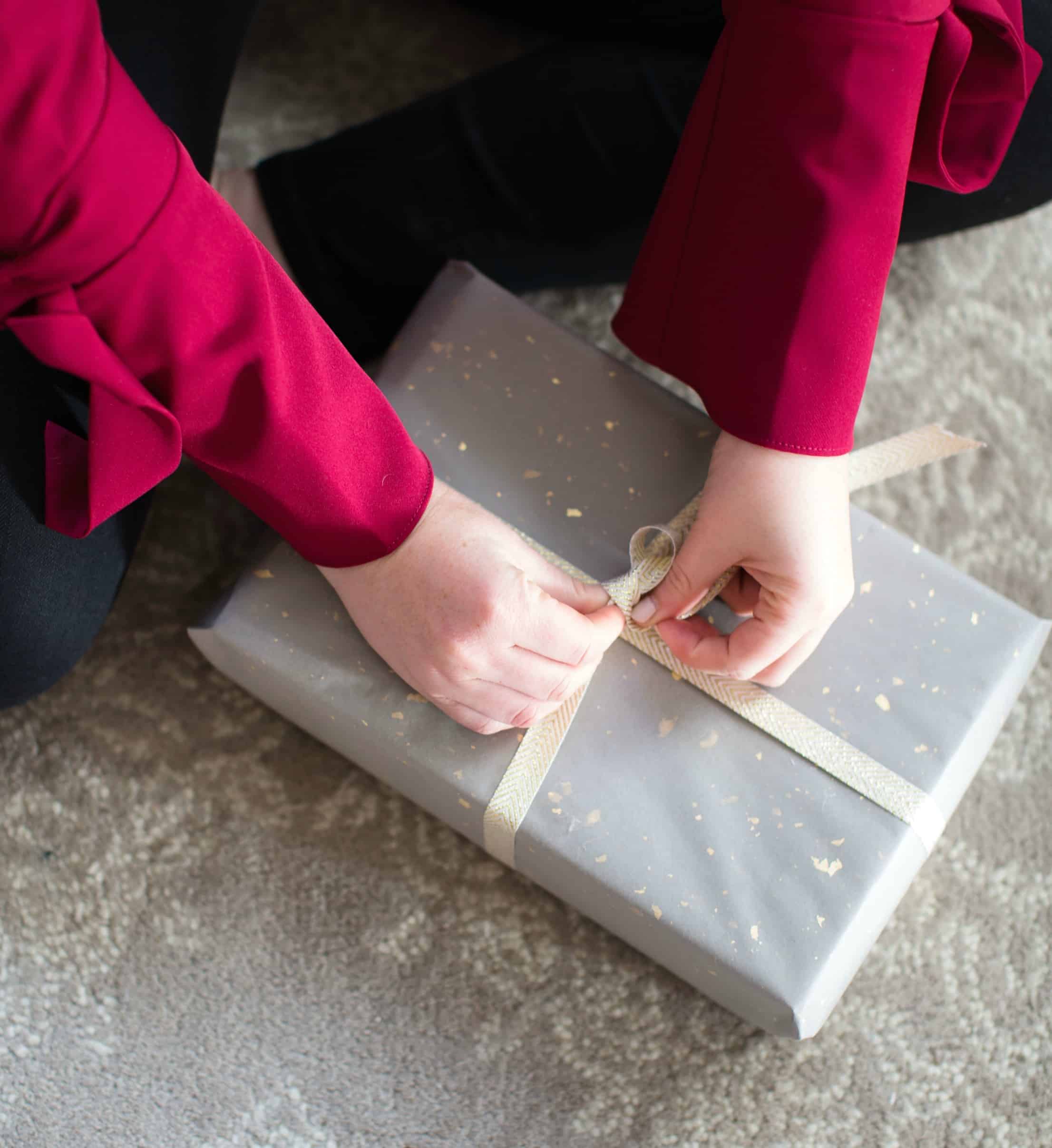 Holiday Decorating for Small Spaces I wit & whimsy