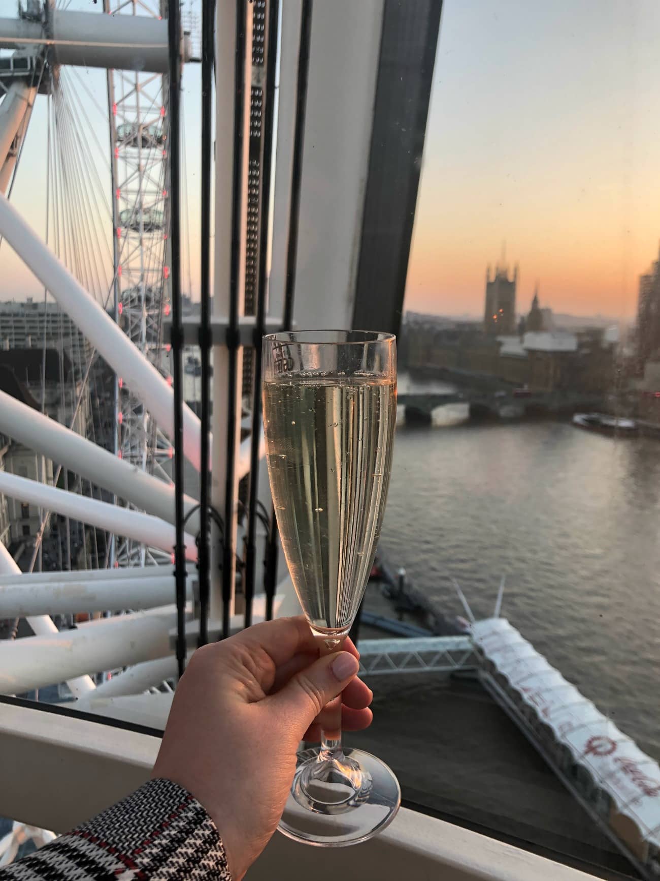 The London Eye champagne I wit & whimsy