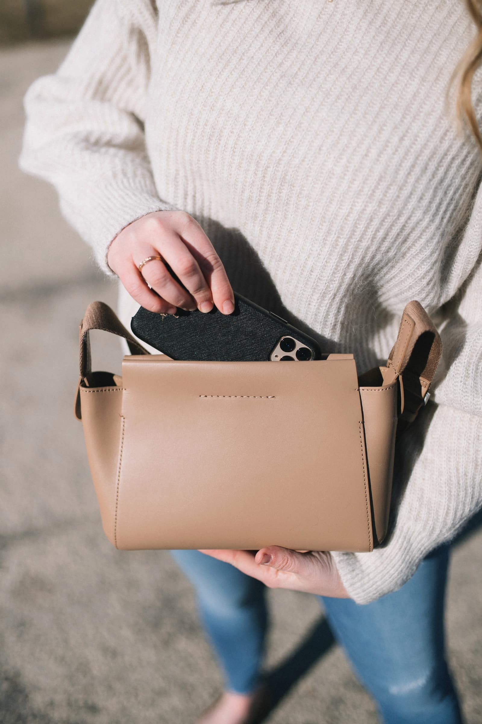 Everlane Mini Form Bag Everlane Mini Form Bag I Styling Everlanes New Arrivals