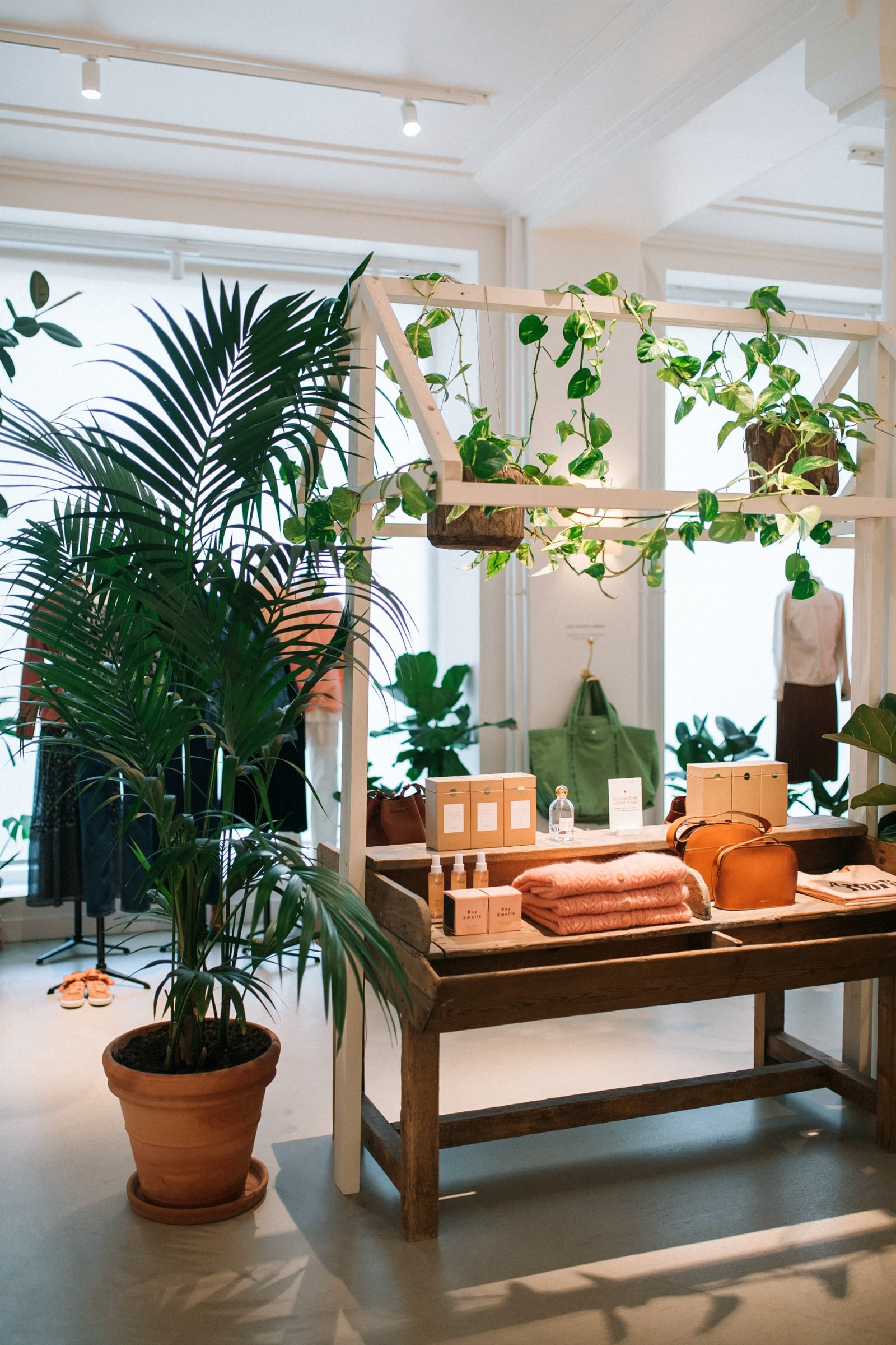 Inside Le Grand Appartement Sezane I wit & whimsy