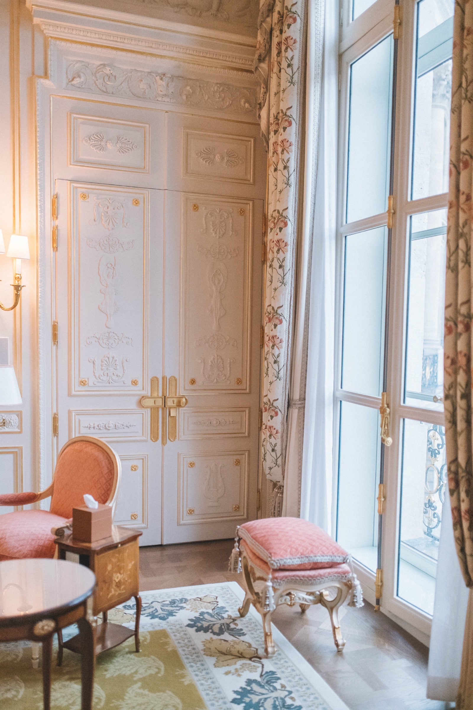parisian hotel bedrooms 