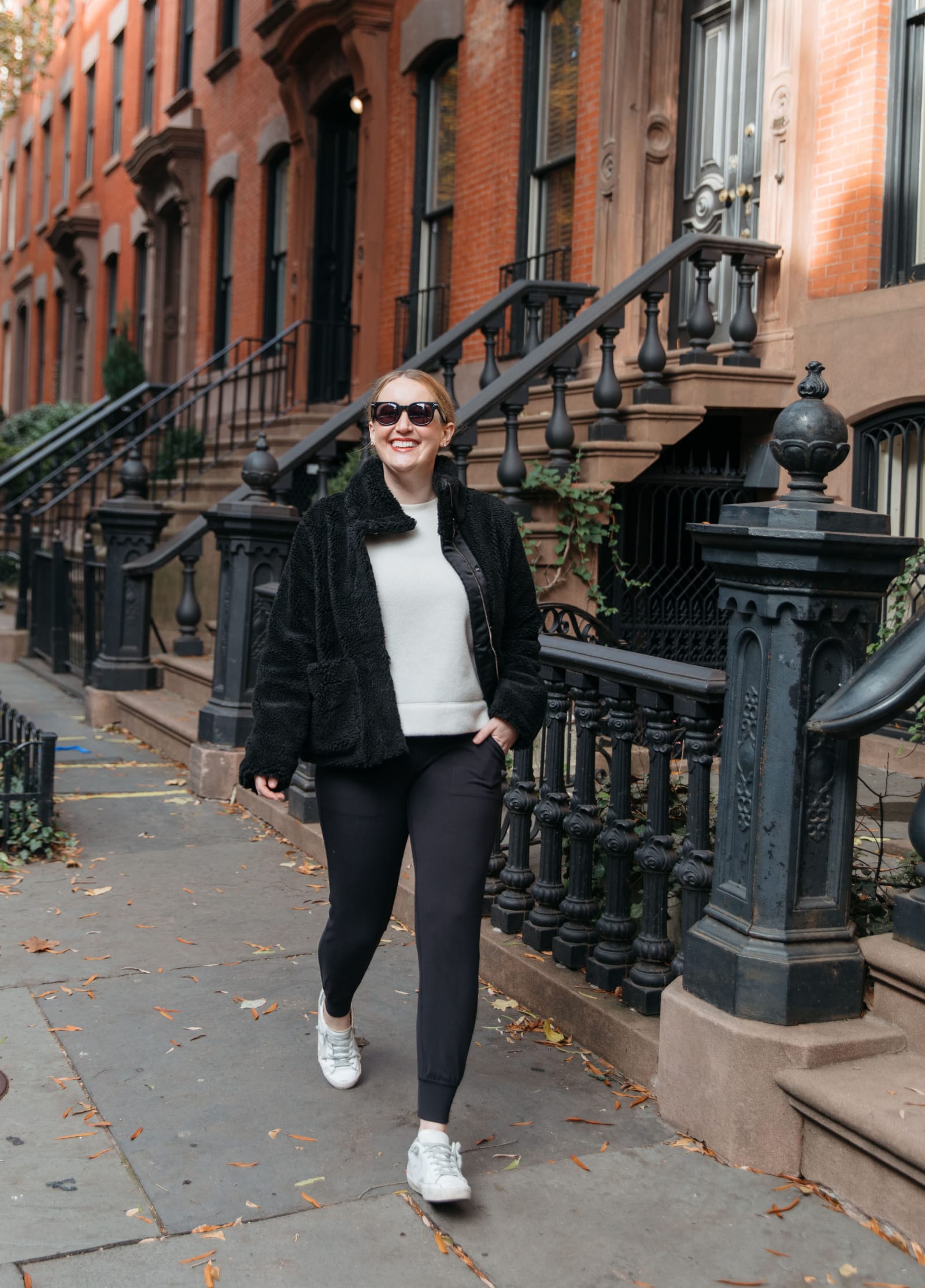 On the Go Athleisure Look | Athleisure Capsule Wardrobe