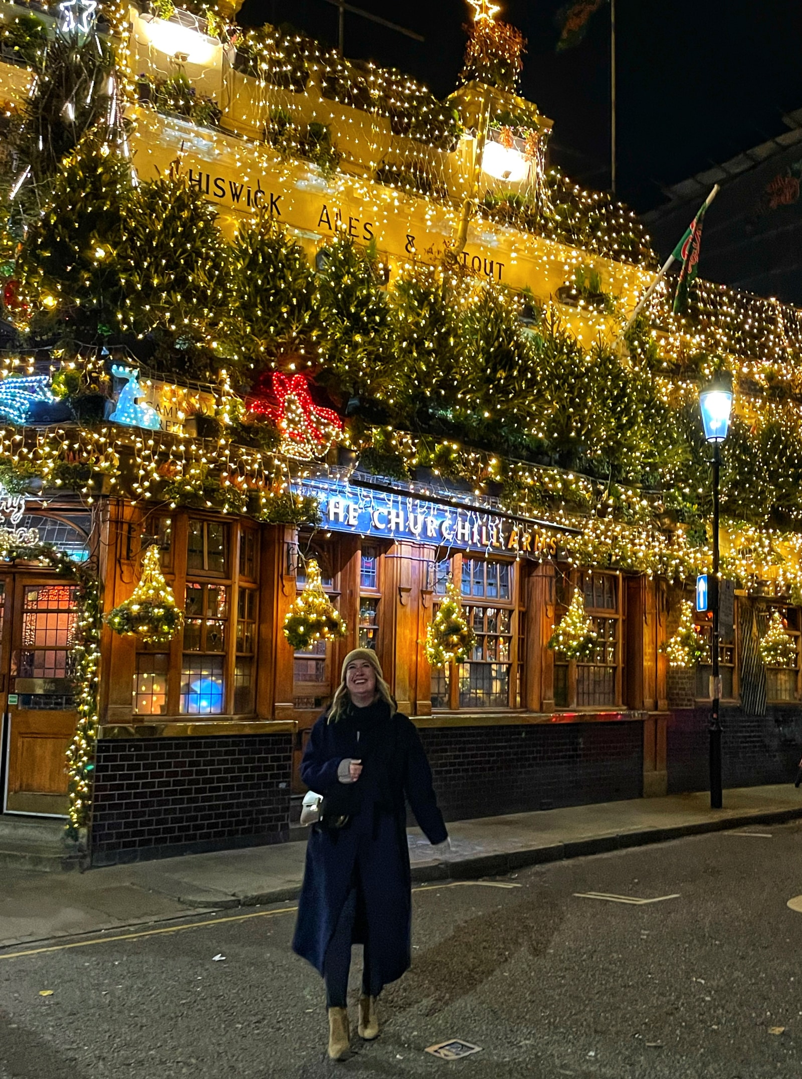 The Churchill Arms What to see in London During the Holidays