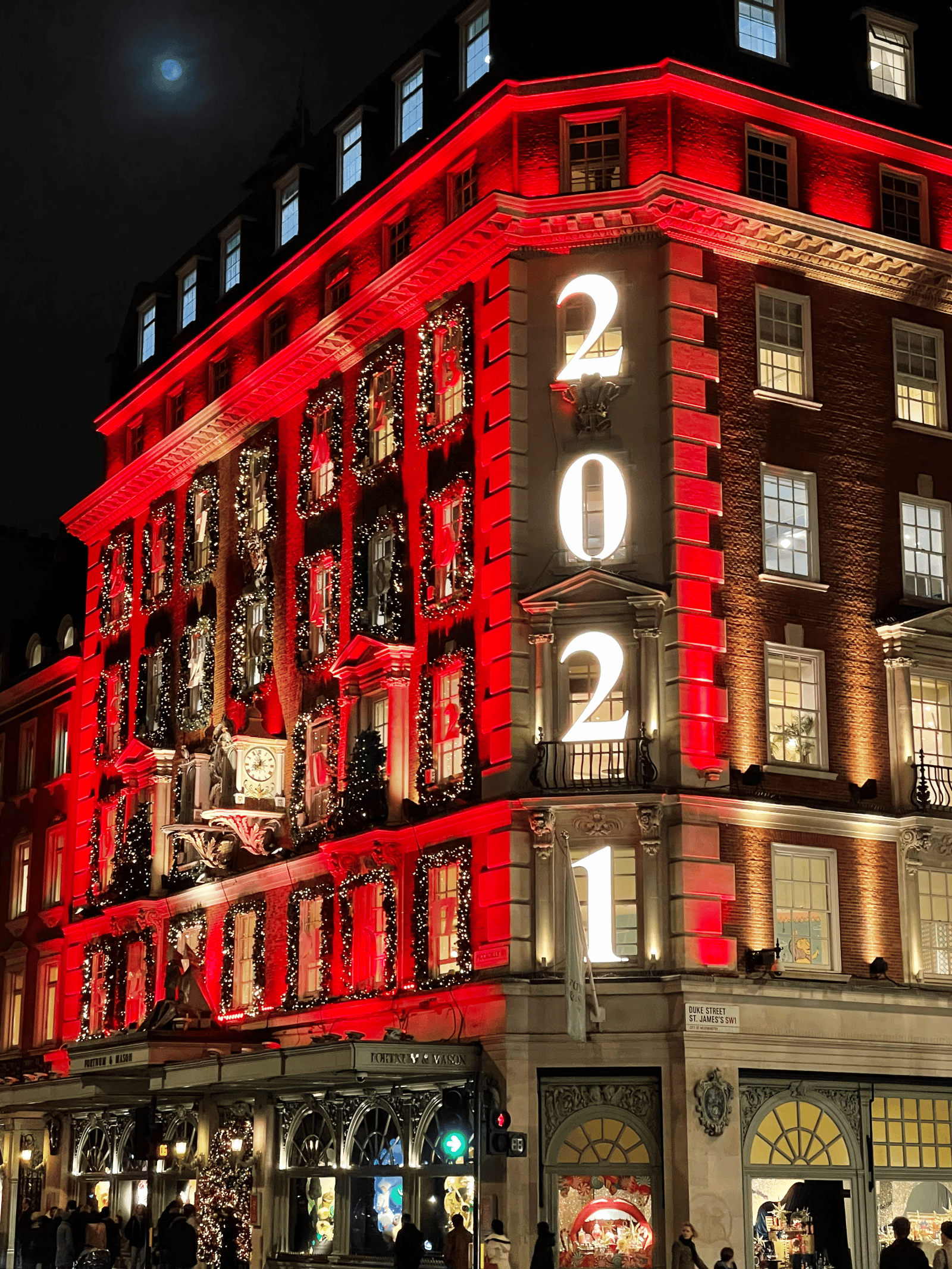 Fortnum & Mason What to see in London During the Holidays