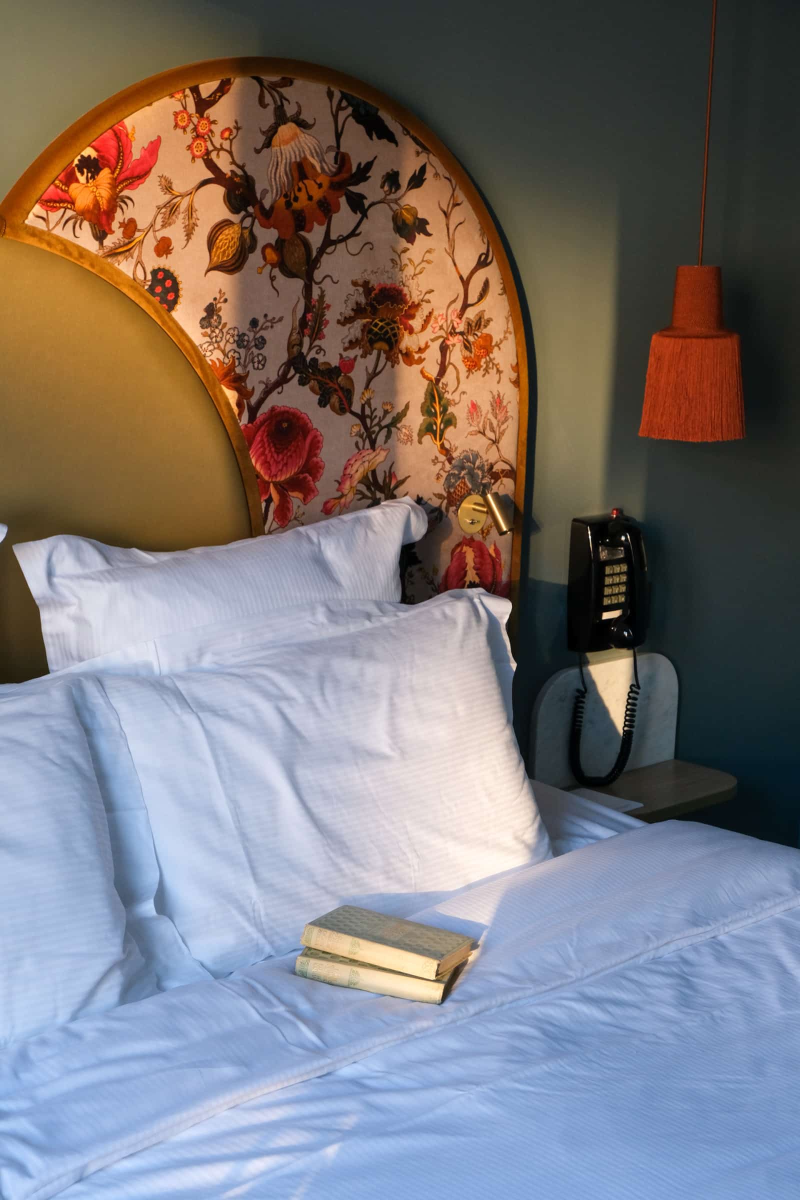 Hôtel Léopold Paris Review