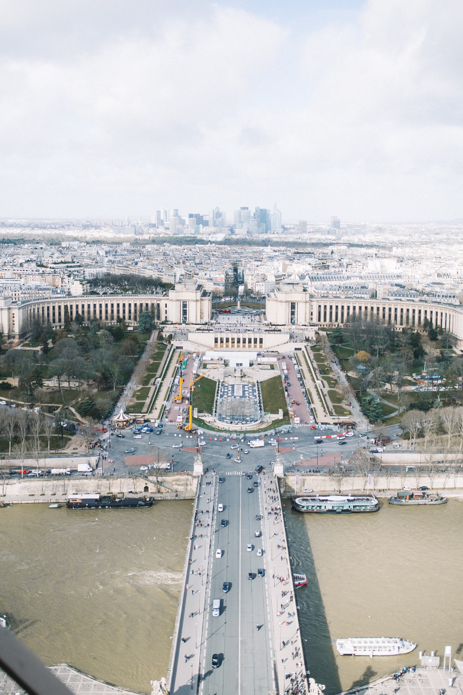 Le Jules Verne Paris Review