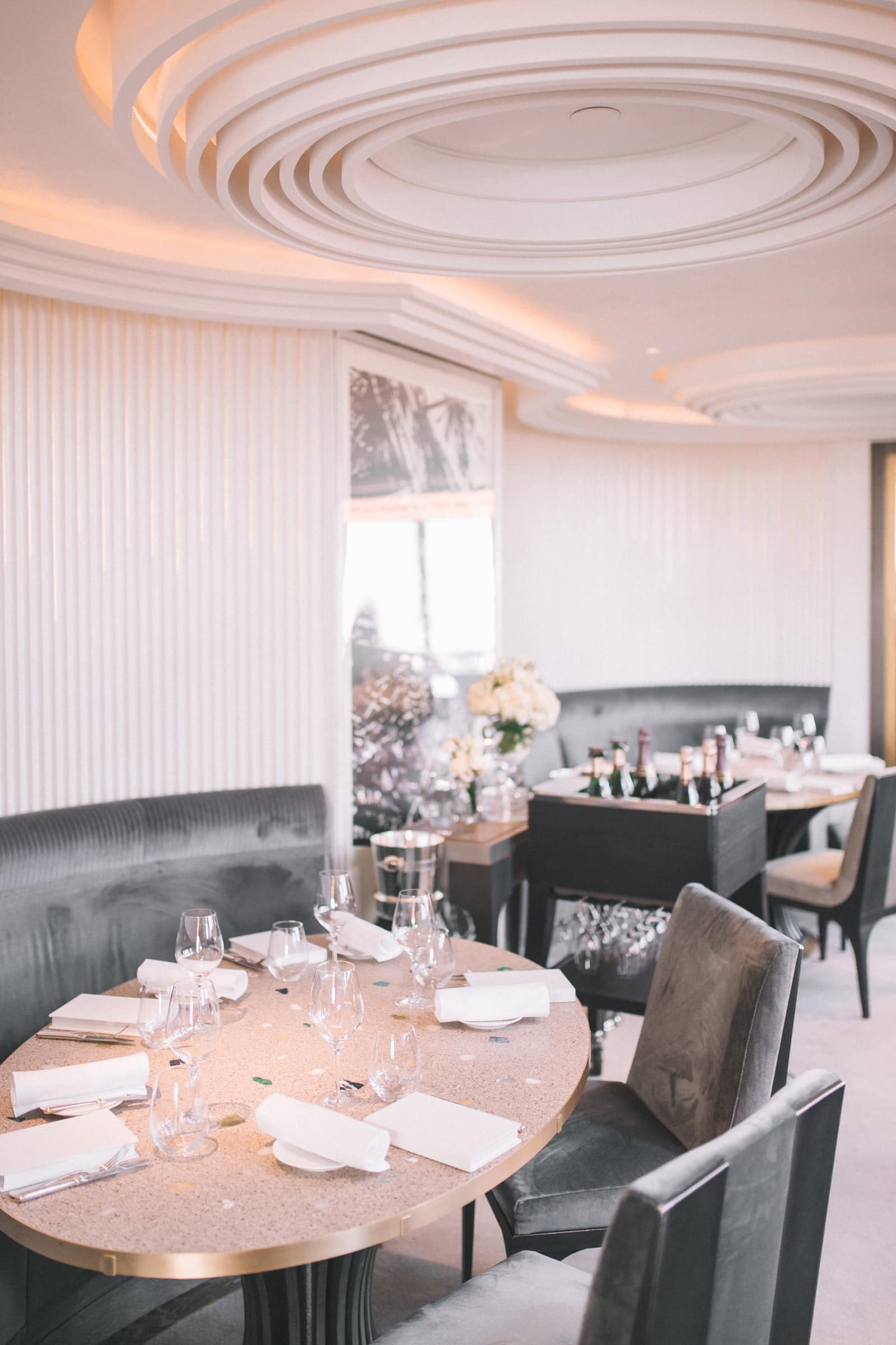Le Jules Verne Paris Review