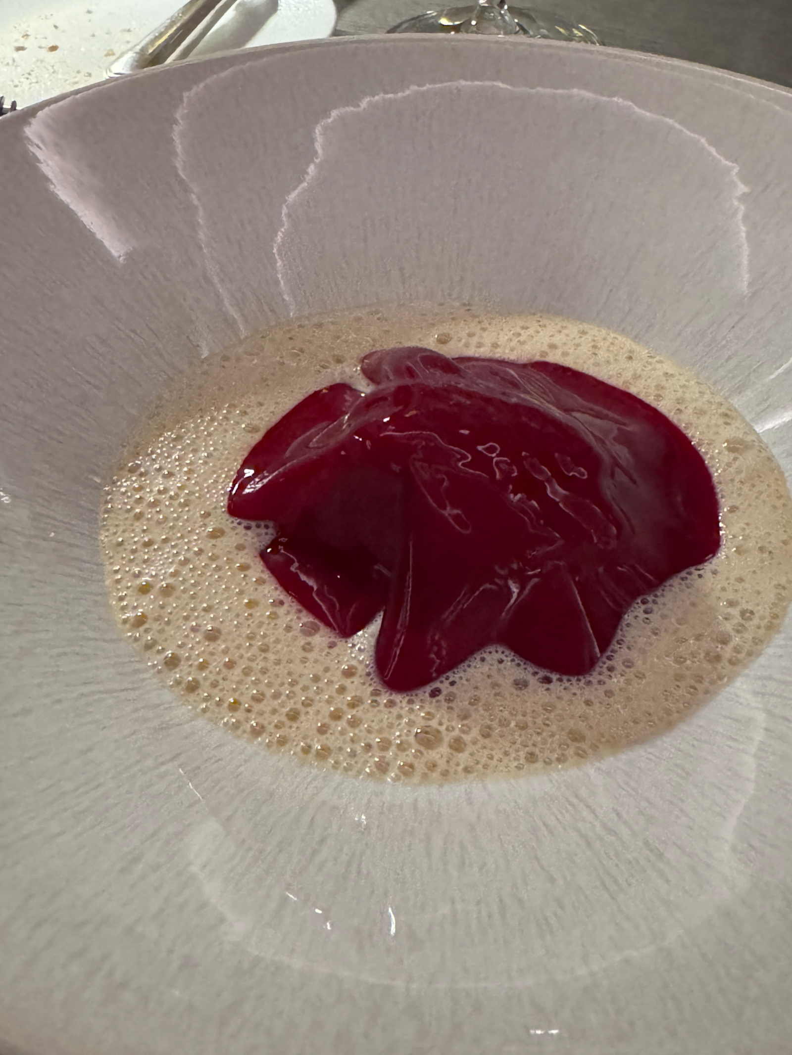 Le Jules Verne Restaurant Review