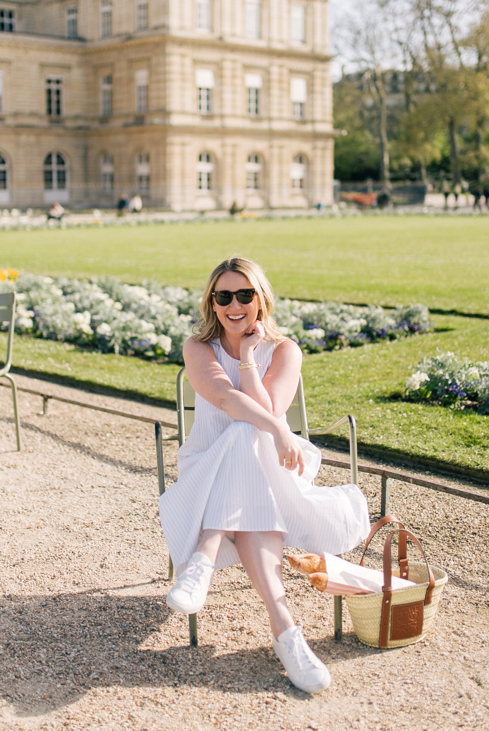 What Shoes to Pack for Europe M.M.LaFleur Poplin Dress and Loewe Tote and Common Projects Sneakers