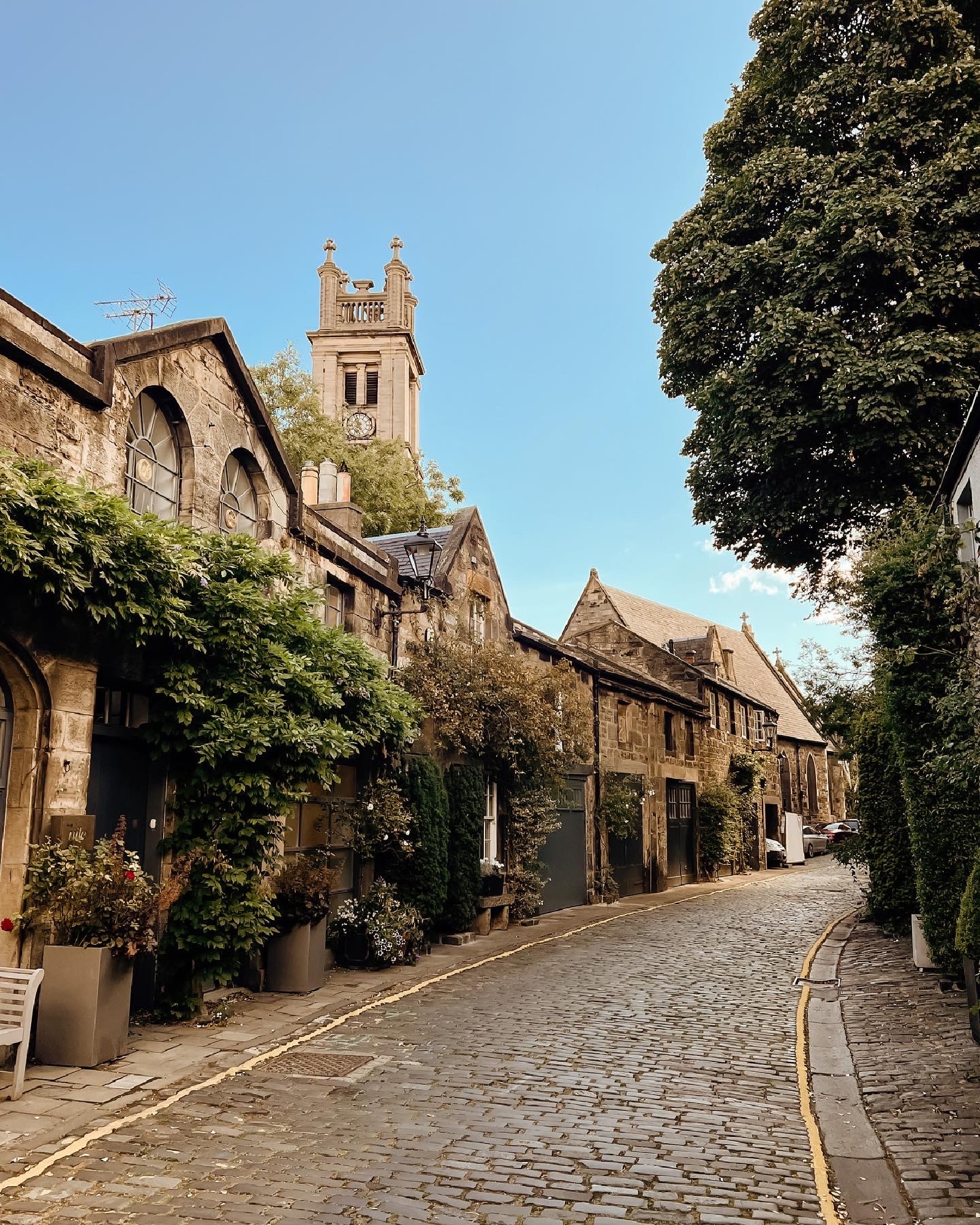 Walk Circus Lane