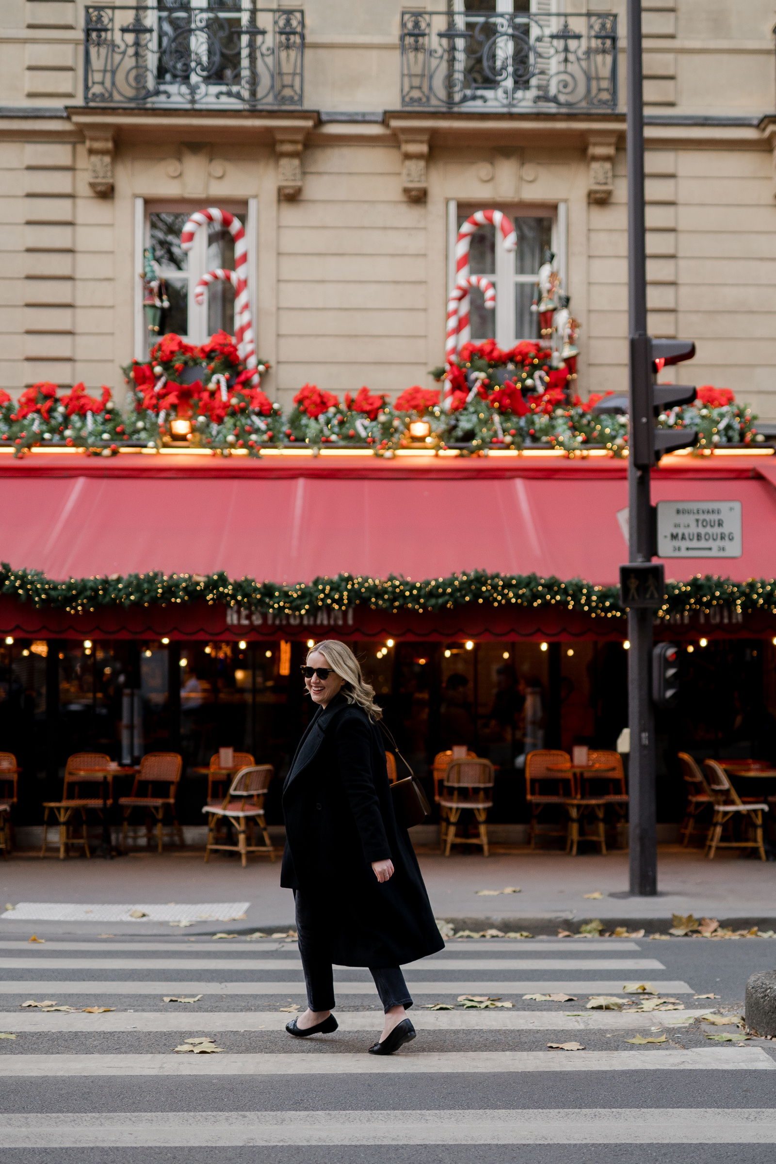 Holiday Season: Christmas in Paris
