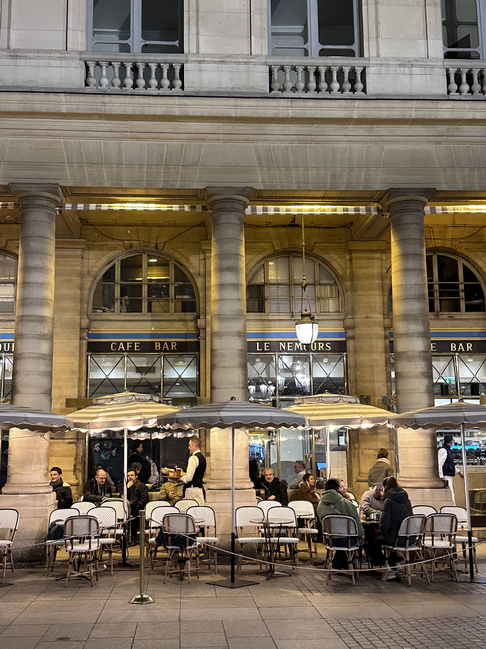 Cafe Le Nemours