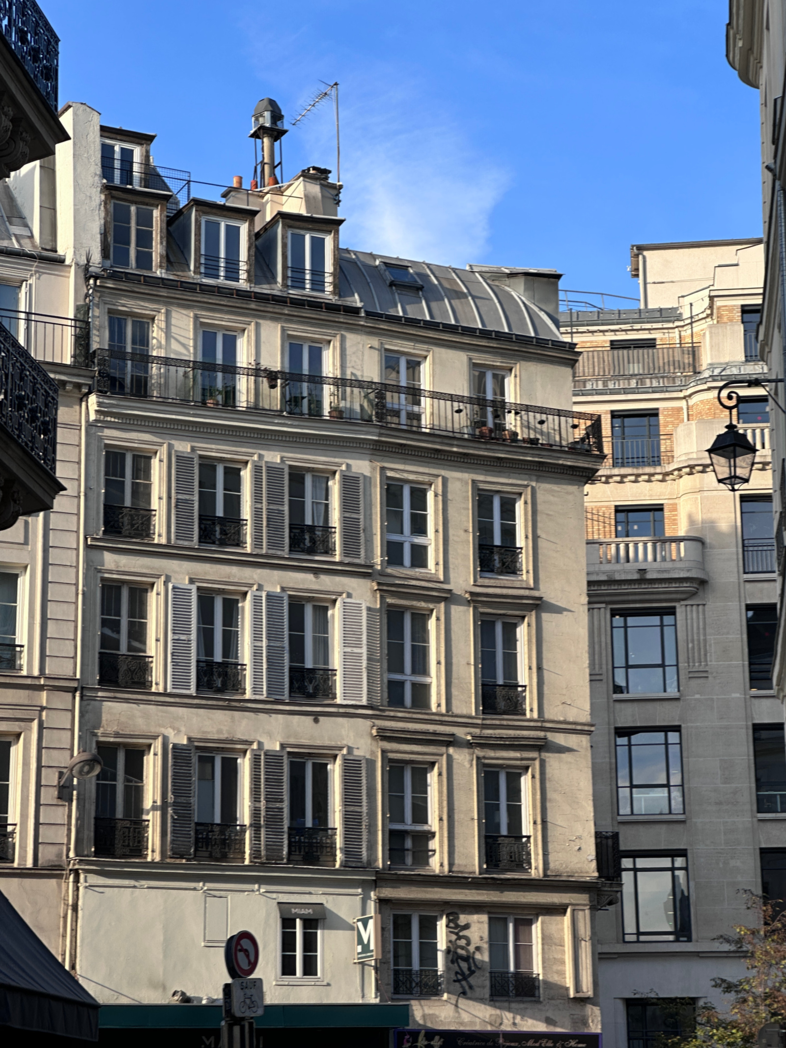 Paris 2nd Arrondissement Guide