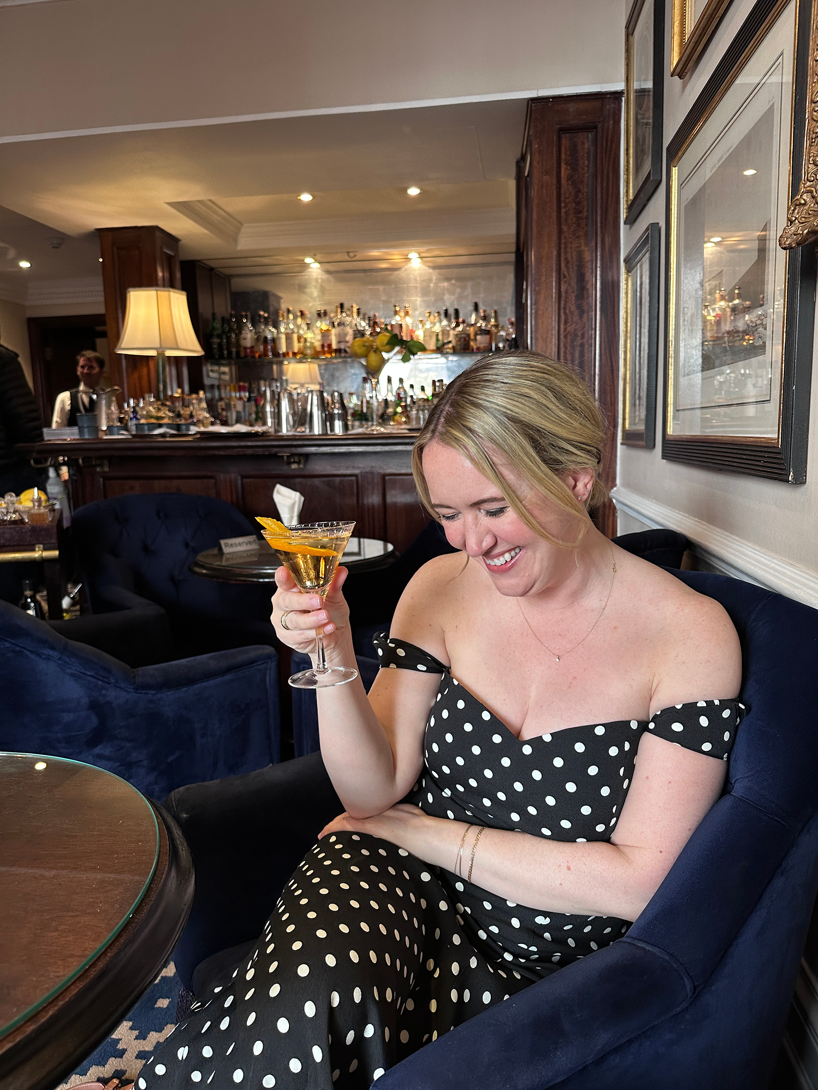 What to Wear in London Off-the-shoulder sweetheart neckline dress, London Summer evening outfit idea
