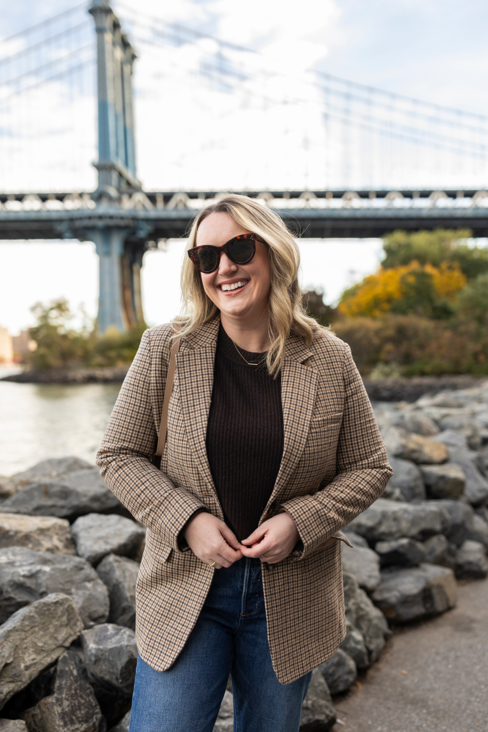 Gift Ideas for Yourself by Wit Whimsy Blogger Meghan Donovan shares everlane blazer | Cyber Monday Sale