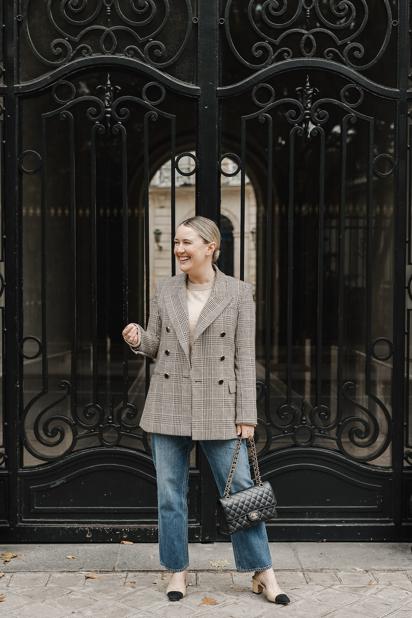 Capsule Wardrobe Basics Paris Fall outfit | Capsule Wardrobe Basics