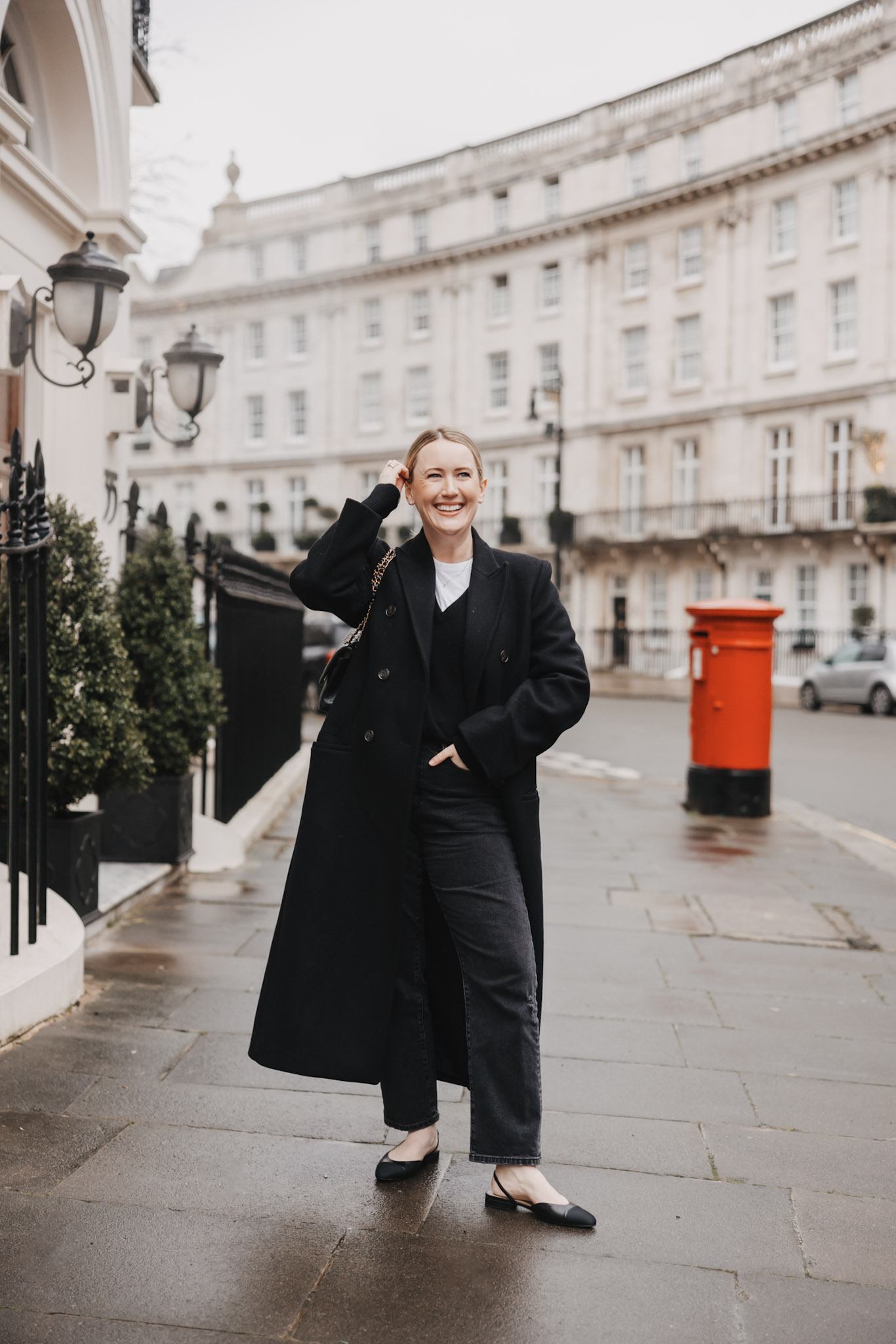 Fall Outfit Ideas With Jeans What to Wear in London