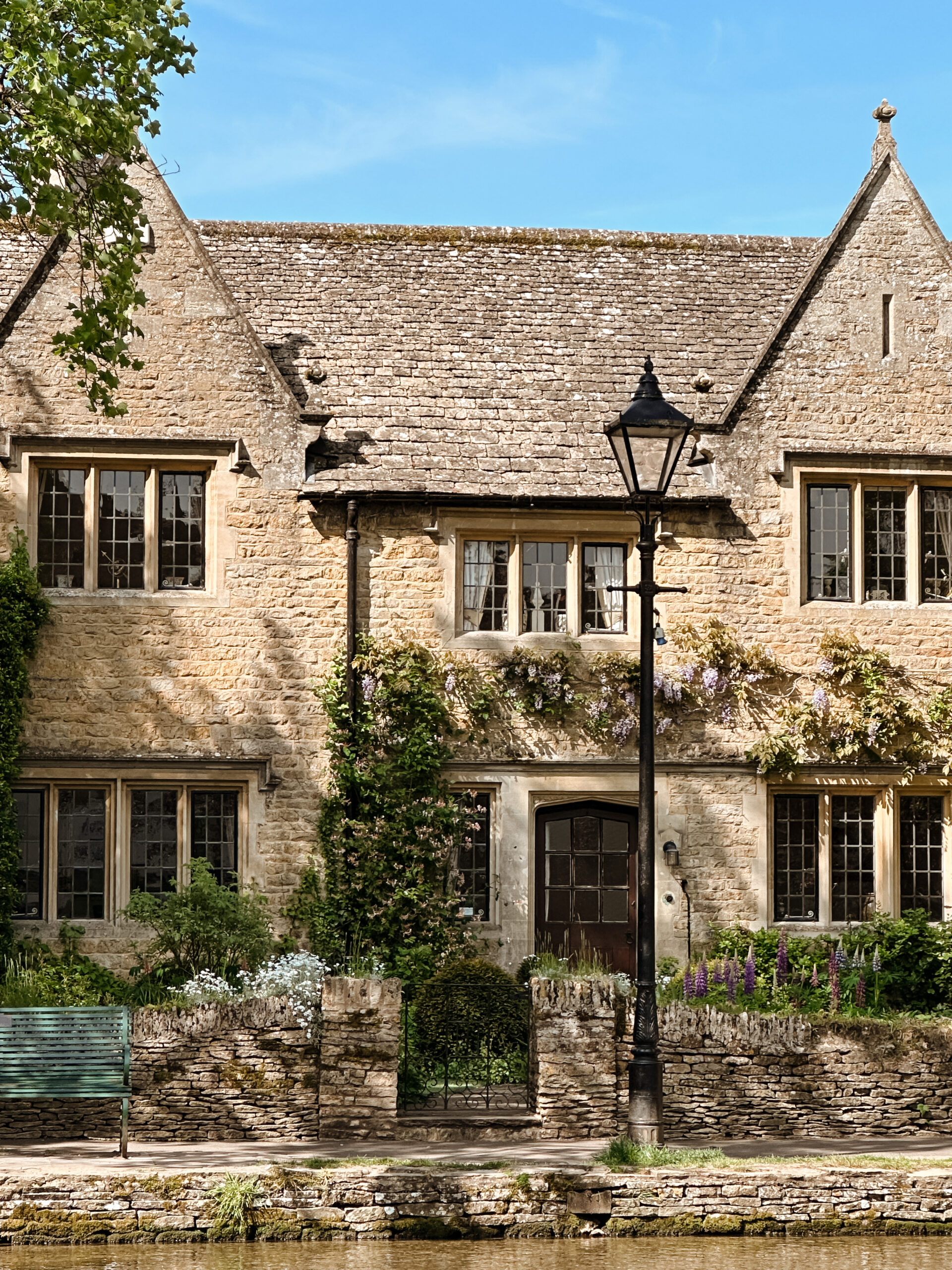 What to Pack for the Cotswolds Stone houses in the Cotswolds.